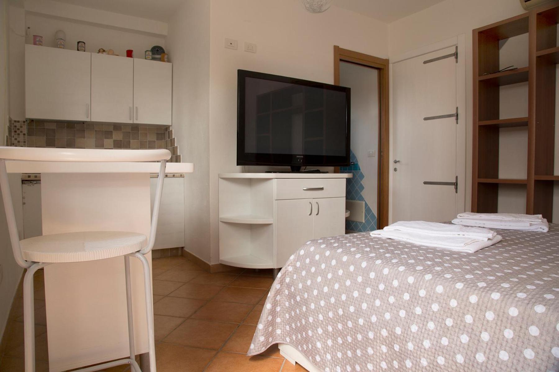 Gallo Spot Hotel Сан Теодоро Екстериор снимка